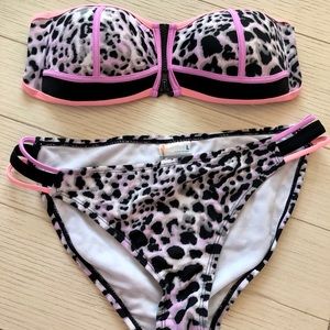 2/$15 WOMENS STRAPLESS ZIP FRONT LEOPARD BIKINI